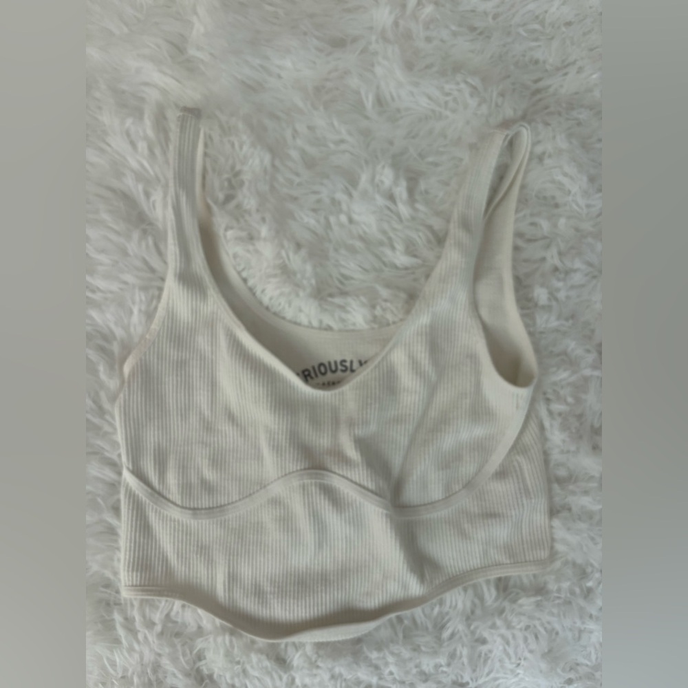 Aeropostale tank super comfy good for going out